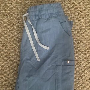 Figs scrubs